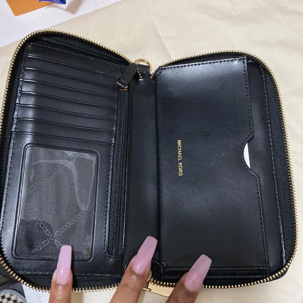 Wallet - Picture 3 of 3